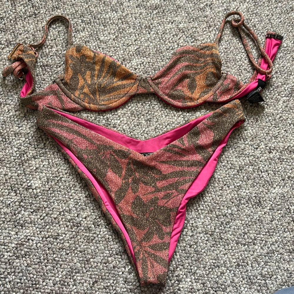 Beach Riot bikini set